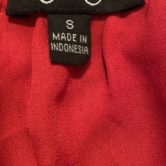 Red Blouse - Picture 2 of 2